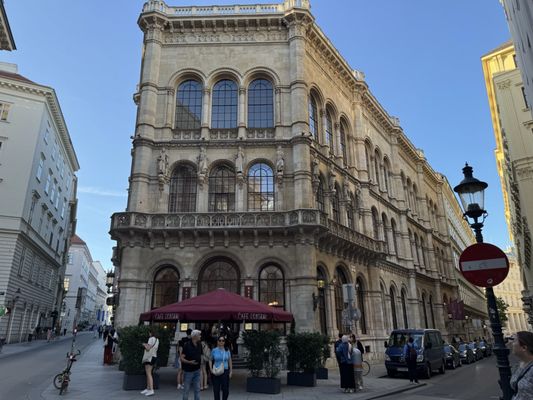 Café Central by null