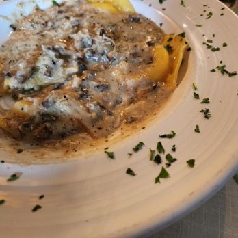 Cafe Della Via - Portobello mushroom ravioli - Italian Near Me - Cayucos, California
