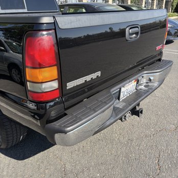 Carmona's Collision Repair - Body Shops Near Me - Fullerton, California Carmona's Collision Repair - Body Shops Near Me - Fullerton, California