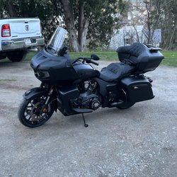North American Warhorse - 2023 Indian Pursuit Darkhorse premium edition