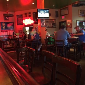 Hops & Barley Bar & Grill - New American Near Me - Melvindale, Michigan