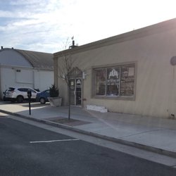 Robert Lanter, DO - Outside - Front of Building