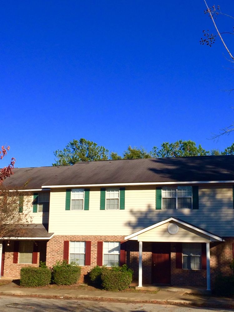 TROY HILL APARTMENTS Updated June 2024 303 E Glessner St, Americus