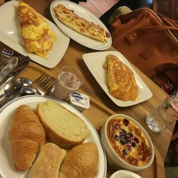 Restaurant Manora - Omelette and pastries! - Breakfast & Brunch Near Me - Geneva, GE