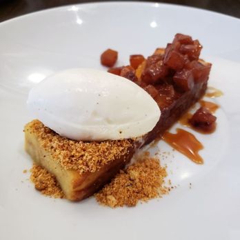 Richmond Station - Spiced apple pudding - Canadian (New) Near Me - Toronto, Ontario