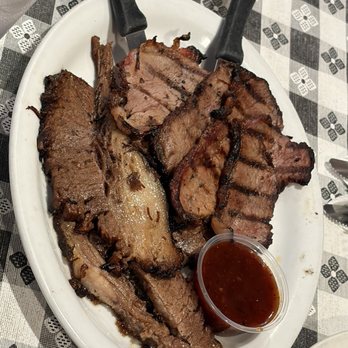 Willow Ranch - Two Meat Combo (brisket and tri-tip) - Barbeque Near Me - Buttonwillow, California