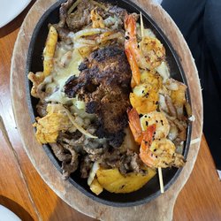 Sapo's Mexican Cocina & Bar - Alambre