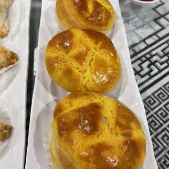 Everyday Authentic Chinese Cuisine - Pineapple Bun Dimsum - Chinese Near Me - East Lansing, Michigan Everyday Authentic Chinese Cuisine - Pineapple Bun Dimsum - Chinese Near Me - East Lansing, Michigan