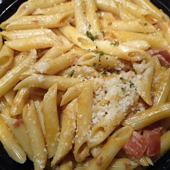Anthony’s Takeout - Springfield - Penne Alla Vodka - Italian Near Me - Springfield, Pennsylvania
