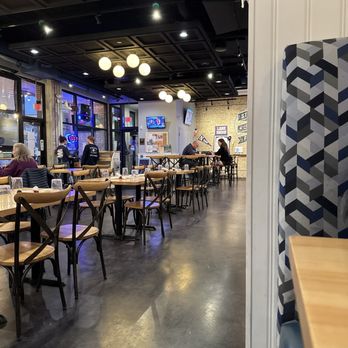 Stacked & Folded - Evanston - Inside - New American Near Me - Evanston, Illinois