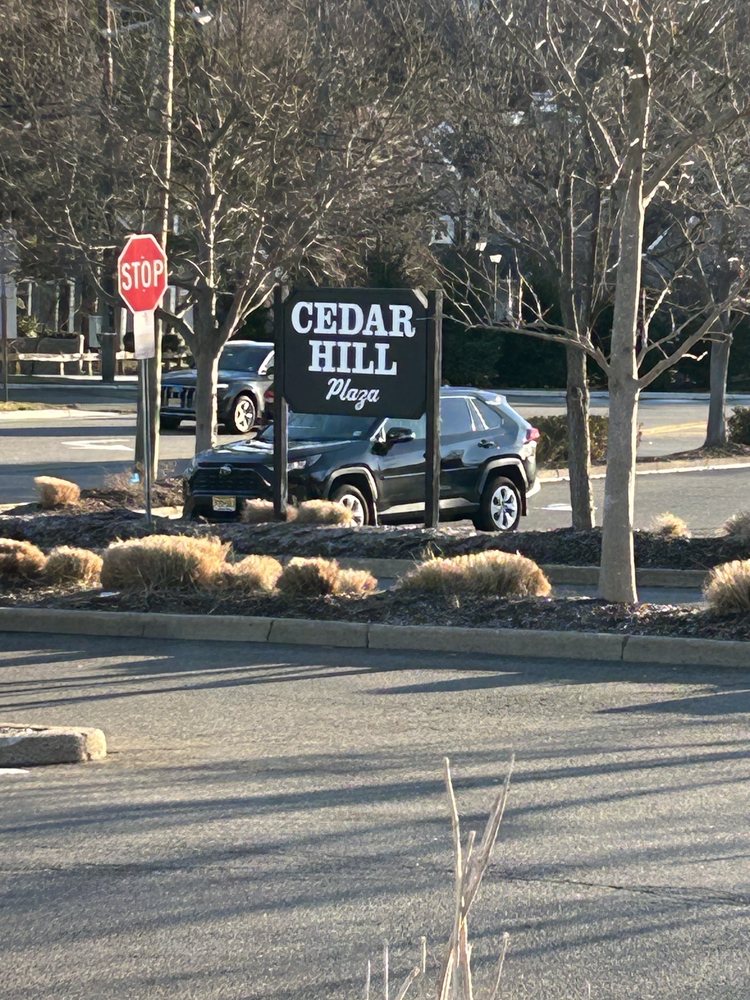 CEDAR HILL PLAZA Updated June 2024 525 Cedar Hill Ave, Wyckoff, New Jersey Shopping
