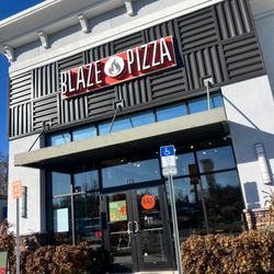 Blaze Pizza - Exterior