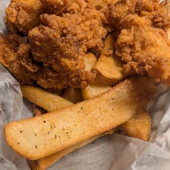 Texas Roadhouse - Kids chicken tenders and fries - American Near Me - Layton, Utah