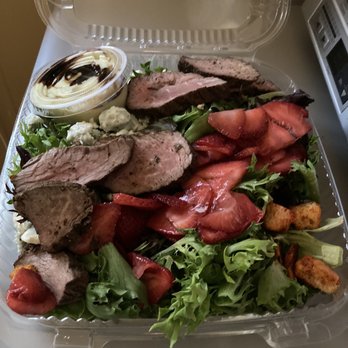 Süp - Steak salad! So good. Lots of fresh ripe strawberries (and gorgonzola cheese, almonds, croutons, white balsamic) - Sandwiches Near Me - Reno, Nevada Süp - Steak salad! So good. Lots of fresh ripe strawberries (and gorgonzola cheese, almonds, croutons, white balsamic) - Sandwiches Near Me - Reno, Nevada