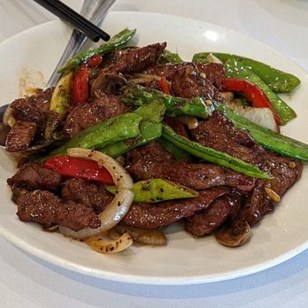 Jiang Nan Spring - Stir Fry Beef with Snow Peas was pretty good - Chinese Near Me - Alhambra, California