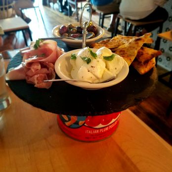Fiorella - Proiscutto, mozzarella di bufala, pizza bread, marinated olives. - Pizza Near Me - Rochester, New York Fiorella - Proiscutto, mozzarella di bufala, pizza bread, marinated olives. - Pizza Near Me - Rochester, New York