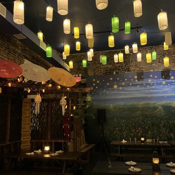 Chiangmai Diner - Beautiful lights and backdrop - Thai Near Me - Brooklyn, New York