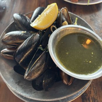 Tee Sud Thai Rustic and Bar - Steamed Mussels - Bars Near Me - Snohomish, Washington Tee Sud Thai Rustic and Bar - Steamed Mussels - Bars Near Me - Snohomish, Washington