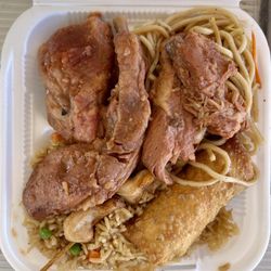 Toy's Egg Roll - Barbecue pork