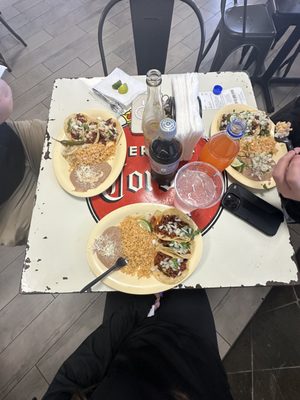 Los Taco H's by null