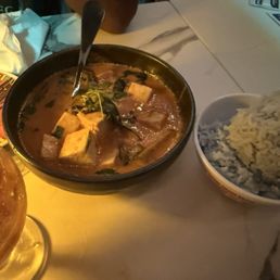 Gaeng Daeng with tofu