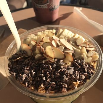 Lanikai Juice - Matcha bowl - Juice Bars & Smoothies Near Me - Kailua, Hawaii