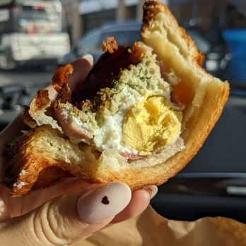 Fournée Bakery - Bakeries Near Me - Berkeley, California