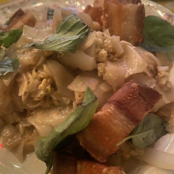 Glai Baan - Pad Kee Mao - Thai Near Me - Phoenix, Arizona