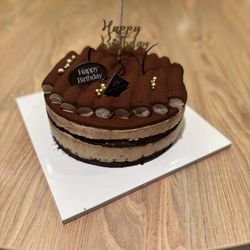 Confections Bakery & Cafe - Tiramisu cake
