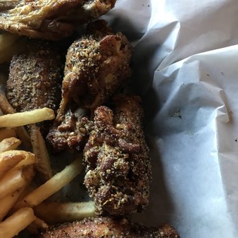 Buffalo Wild Wings - Sports Bars Near Me - Gaithersburg, Maryland Buffalo Wild Wings - Sports Bars Near Me - Gaithersburg, Maryland