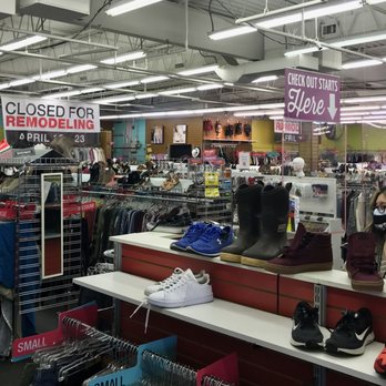 Plato's Closet - Men's Clothing Near Me - Schaumburg, Illinois Plato's Closet - Men's Clothing Near Me - Schaumburg, Illinois