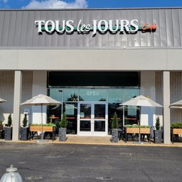 Exterior photo of Tous Les Jours - Annandale, Virginia Exterior photo of Tous Les Jours - Annandale, Virginia