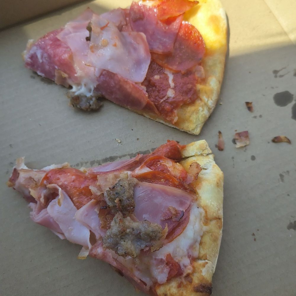 Retro Pie - All Meat pie - Pizza Near Me - Manteca, California Retro Pie - All Meat pie - Pizza Near Me - Manteca, California