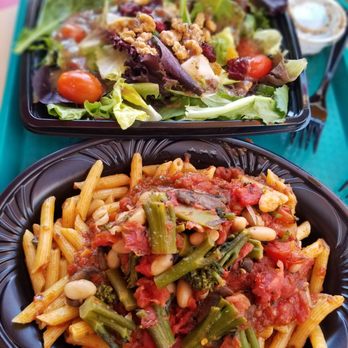 Alien Pizza Planet - Starfield of Greens Salad, no cheese and Penne Pasta with Vegetable Tapenade, no cheese. - Pizza Near Me - Anaheim, California