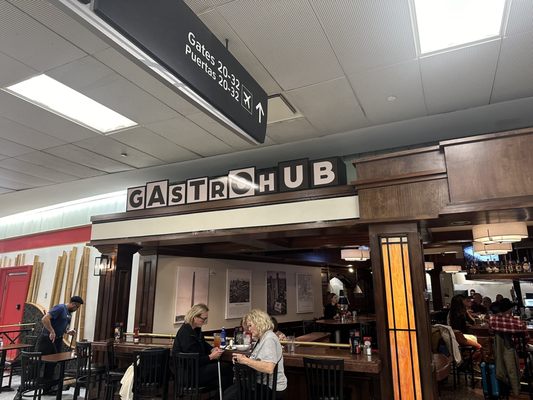Gastrohub by null