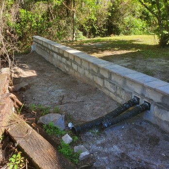 Fix-R-Upah - Retaining wall. Solid. - Handyman Near Me Fix-R-Upah - Retaining wall. Solid. - Handyman Near Me