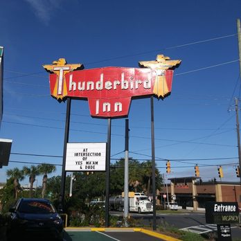 Thunderbird Inn - Thunderbird Inn - Hotels Near Me - Savannah, Georgia Thunderbird Inn - Thunderbird Inn - Hotels Near Me - Savannah, Georgia