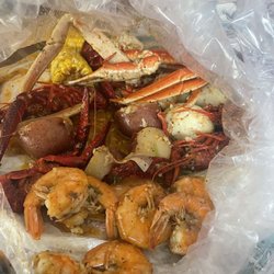 Boil Shack - Carbonation A. Crawfish and Head Off Shrimp