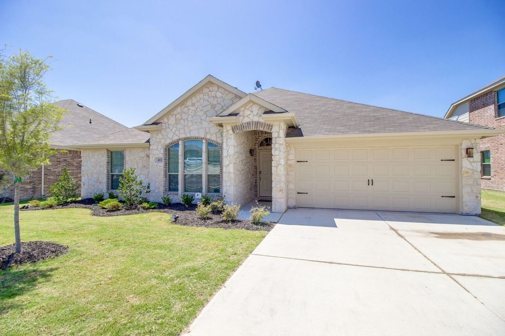 KIMBERLY RUMFIELD Contact Agent 101 Northgate Dr, Waxahachie, Texas