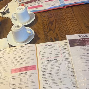 Windhill Pancake Parlor - Breakfast & Brunch Near Me - McHenry, Illinois