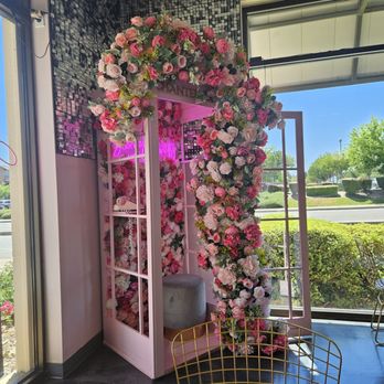 Chant’el Cafe - Telephone booth decor - Cafes Near Me - Folsom, California Chant’el Cafe - Telephone booth decor - Cafes Near Me - Folsom, California