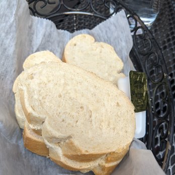 Al Dente Restaurant - Yummy bread - Italian Near Me - Boston, Massachusetts