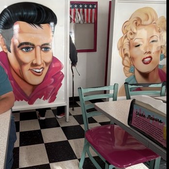 Mr D'z Route 66 Diner - Diners Near Me - Kingman, Arizona Mr D'z Route 66 Diner - Diners Near Me - Kingman, Arizona