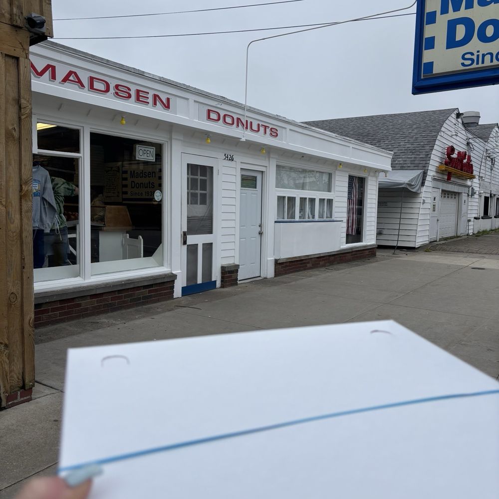 Madsen Donuts - Donuts Near Me - Geneva, Ohio
