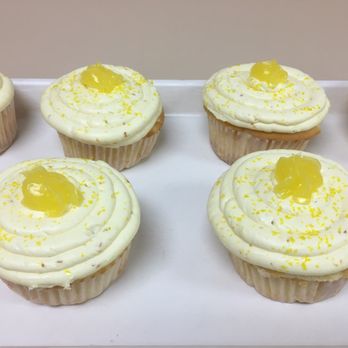 Supreme Bakery - LEMON LOVERS DELIGHT! Awesome! - Bakeries Near Me - Springfield, Missouri