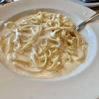 Chef Alfredo's Ristorante Italiano - Fettuccine Alfredo - Soupy & bland - Italian Near Me - Cedar City, Utah