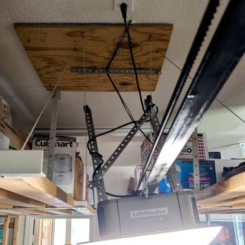Bravo Garage Door Experts - Garage Door Services - Garage Door Services Near Me - Chicago, Illinois Bravo Garage Door Experts - Garage Door Services - Garage Door Services Near Me - Chicago, Illinois