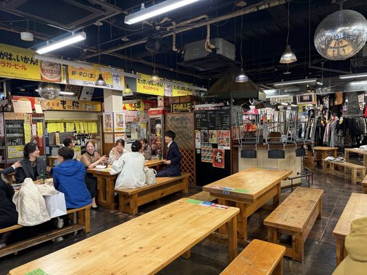 Hirome Market by null