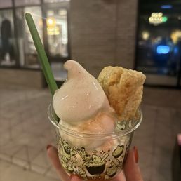 SUSHI-SAN X LOVELESS CAFE COLLAB