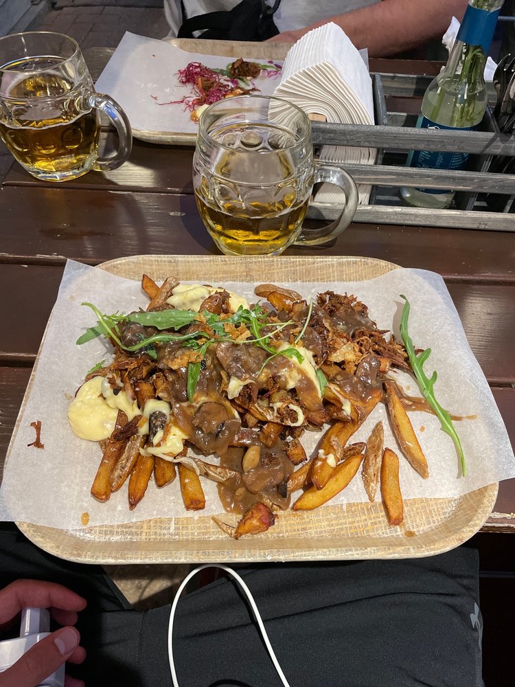 Balmers Biergarten - Grill & Chill